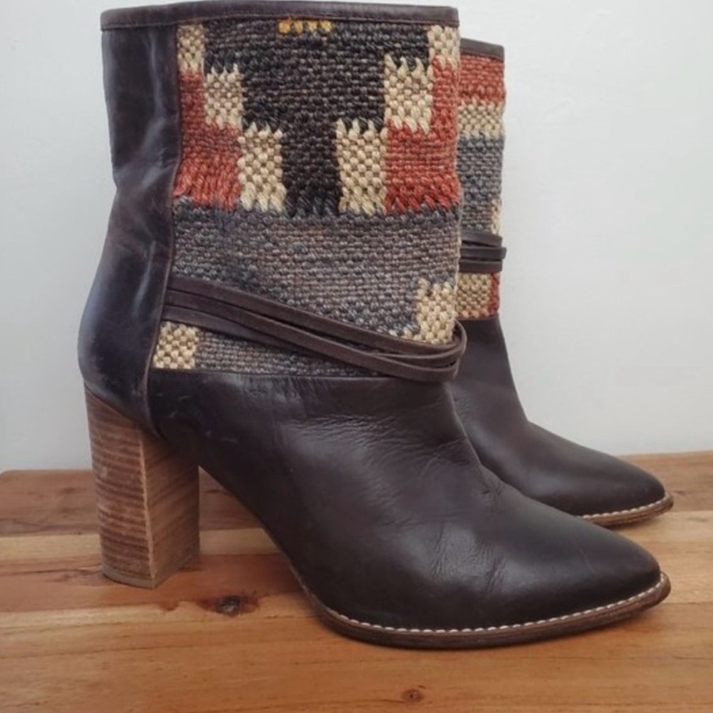 Anthropologie Howsty Lybia Heeled Boot / 40